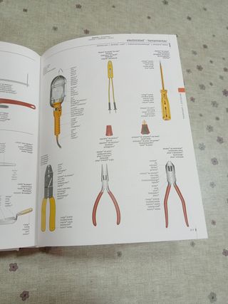 Diccionario Visual Multilingüe (Spanish Edition)