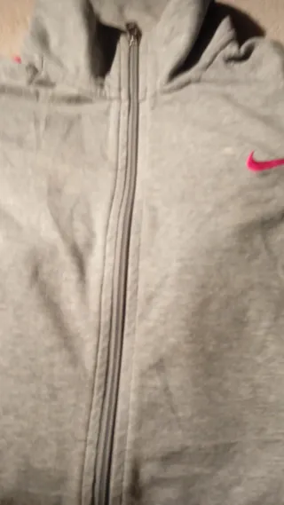 Jersey cremallera Nike gris y rosa