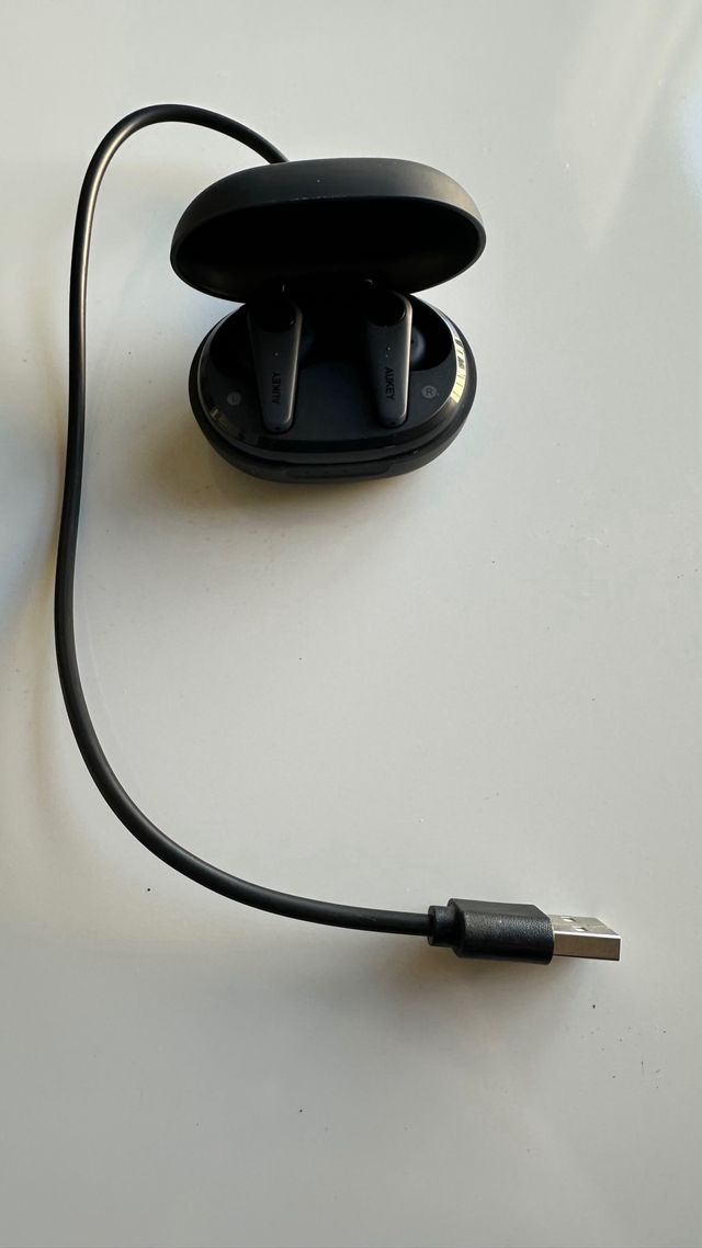 Auriculares AUKEY True Wireless Bluetooth
