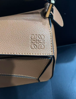 Bolso Loewe Puzzle Mediano Caramelo