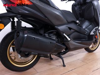 YAMAHA X-MAX 300 TECH MAX