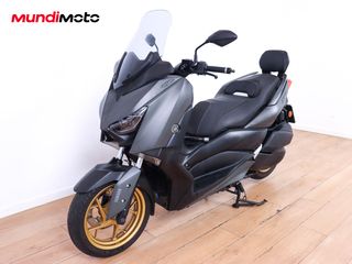 YAMAHA X-MAX 300 TECH MAX