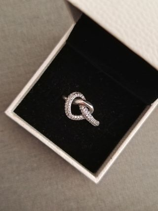 Anillo Corazón Anudado Circonitas Plata