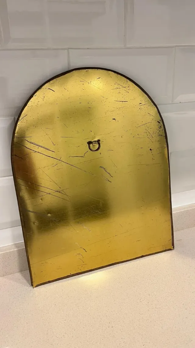 Espejo decorativo marco metal y cristal. 36 x 29cm