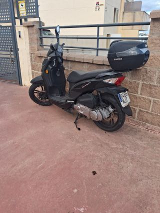 Moto SYM Symphony SR Negra