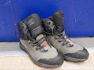 Botas de montaña y trekking impermeables de piel Hombre