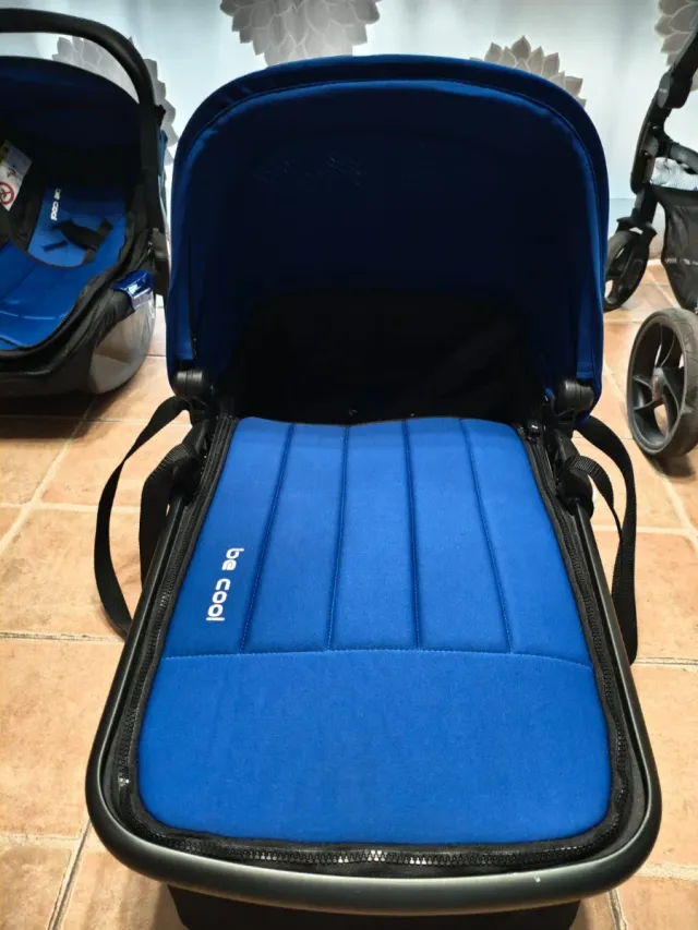 Carrito Trío Be Cool Azul,reversible en negro