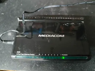 Switch Mediacom 8 Porte Ethernet S08