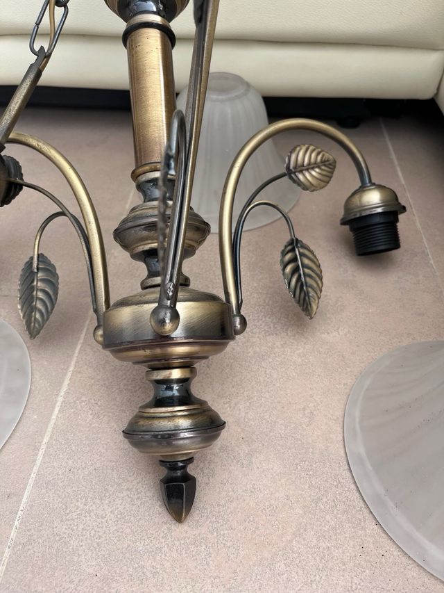 Lámpara de techo 3 brazos dorada