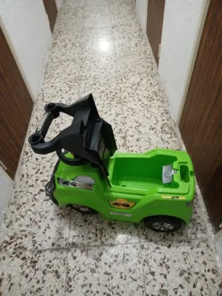 Molto Coche correpasillos infantil