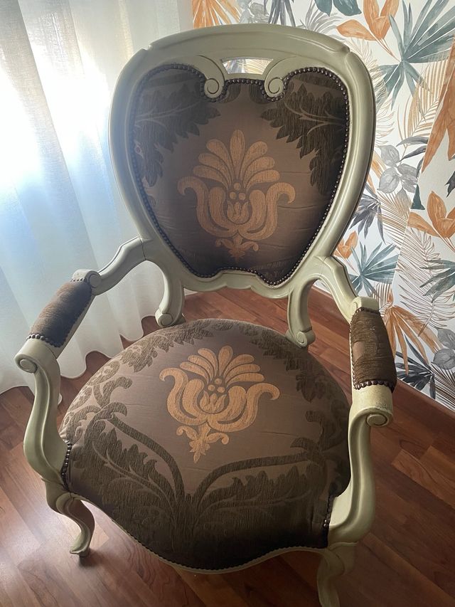 Lote 2 butacas tapizadas