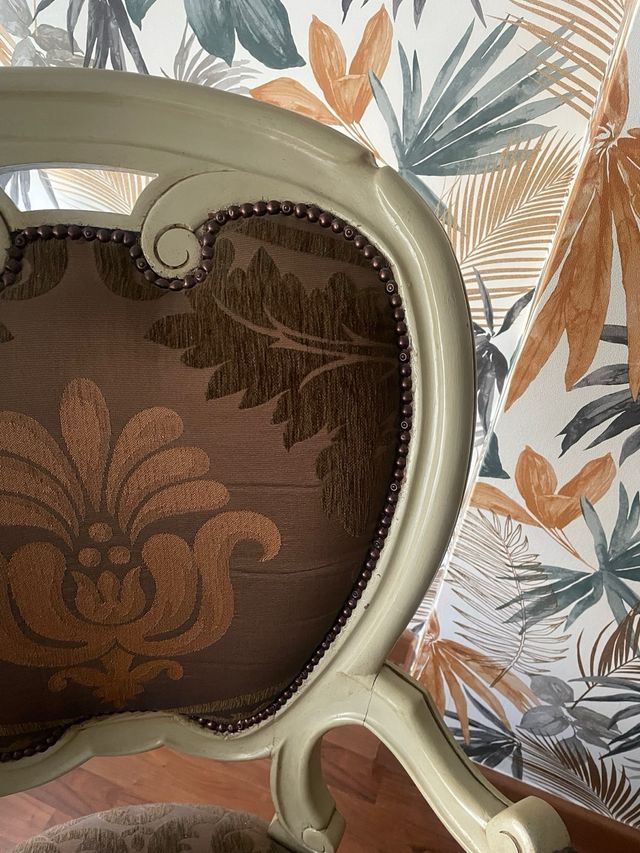 Lote 2 butacas tapizadas