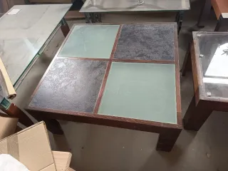 Mesas de centro madera y cristal.