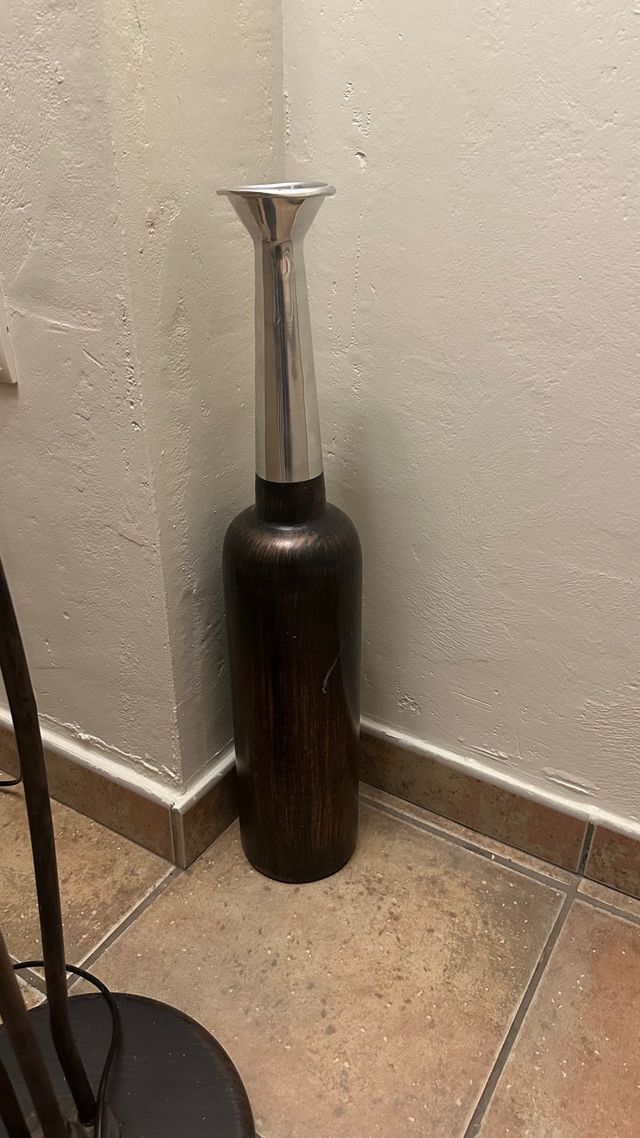 Jarrón Decorativo Madera y Metal