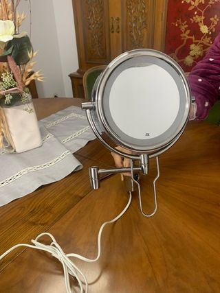 Espejo de aumento 5X con luz LED
