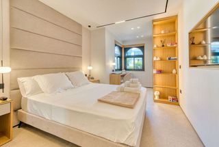 Piso en venta en Nueva Andalucía centro en Marbella