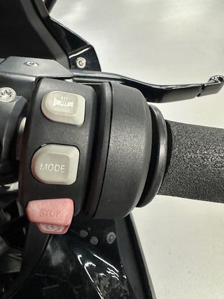 BMW F 800 GT DEL AÑO 2018 !!! MUY BUEN ESTADO !!!