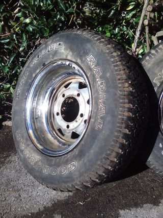 Ruedas 235/75 R15 Todo Terreno Goodyear