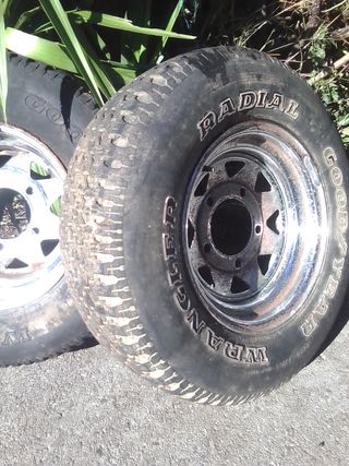 Ruedas 235/75 R15 Todo Terreno Goodyear