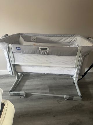 Cuna colecho Chicco Next2Me Magic Evo balancín 
