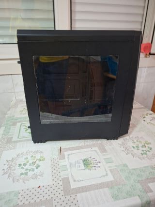 Caja PC CoolBox DeepGaming + cables