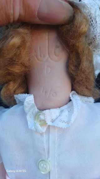 Muñeca Antigua Vestido Blanco Encaje