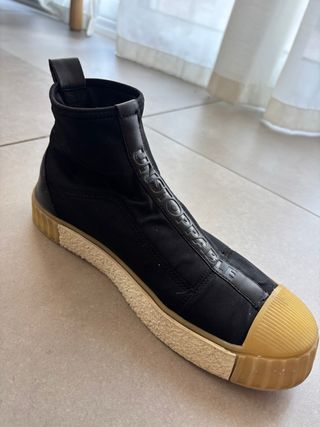 Botas Zara Mujer Negras y Beige