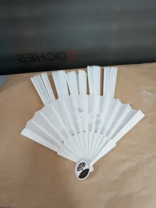 Lote 6 abanicos blancos