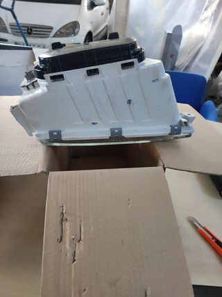 Faro Izquierdo Mercedes Sprinter A9018200361