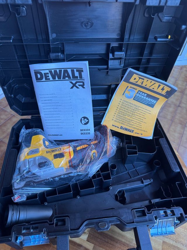 Caladora DeWalt DCS 335 XR 18V Brushless