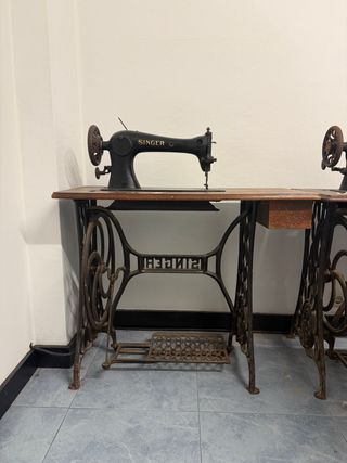 Máquinas de coser Singer antigua