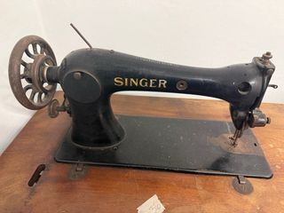 Máquinas de coser Singer antigua