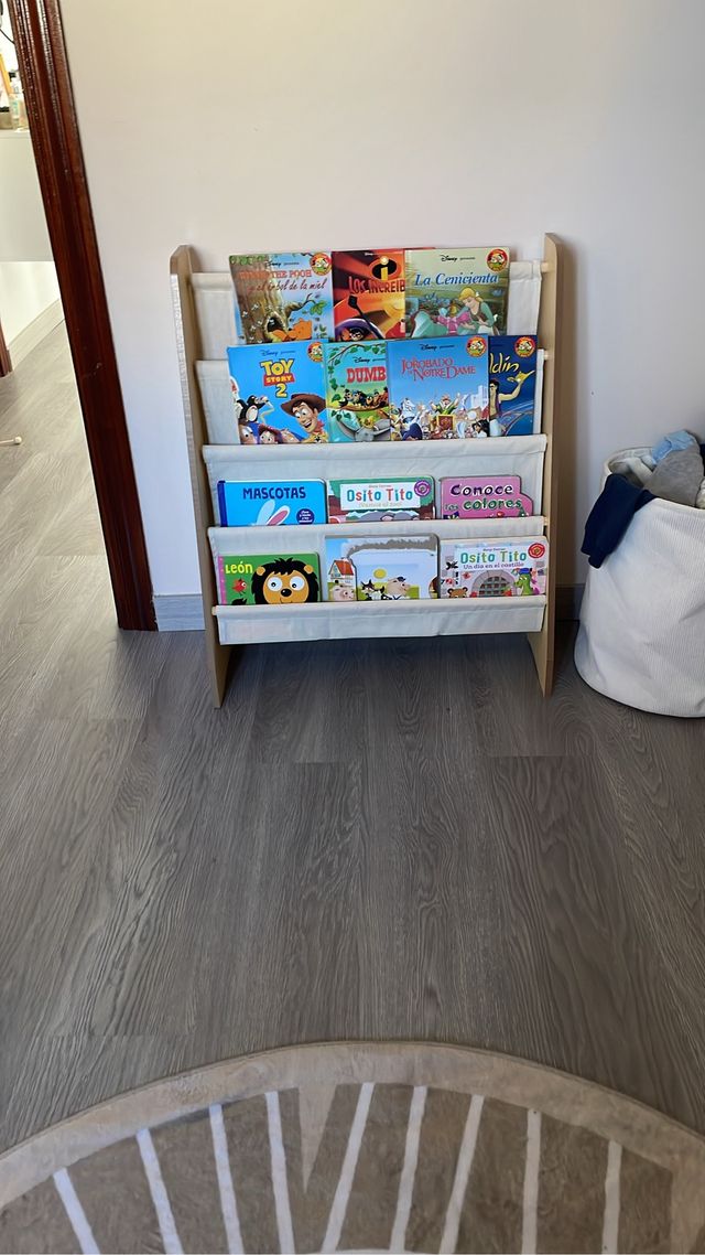 Libreria per bambini Montessori