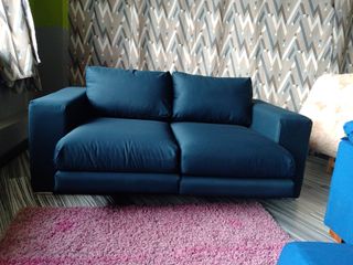 Sofá a estrenar, súper bajada de precio