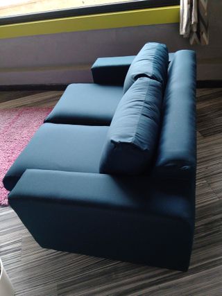 Sofá a estrenar, súper bajada de precio