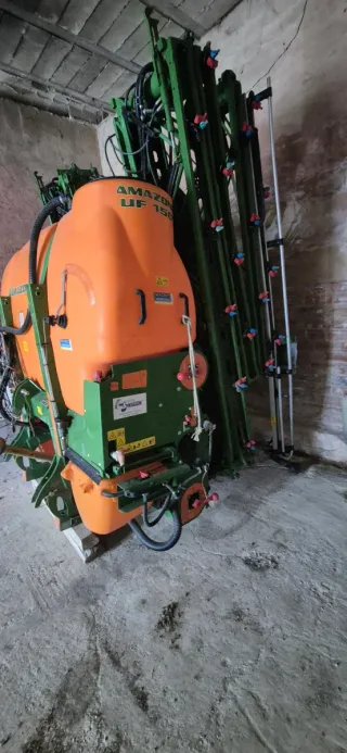 Pulverizador Amazone UF 1501