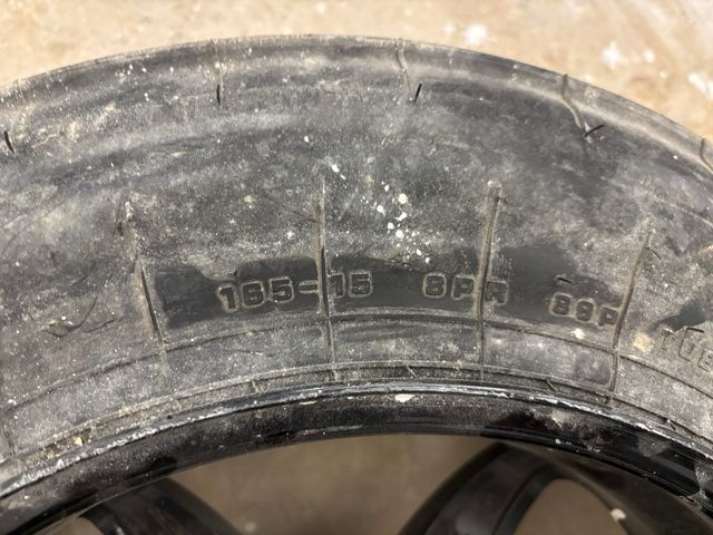 Rueda de emergencia Mercedes