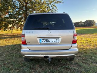 Mercedes-Benz ML 270 CDI 2002