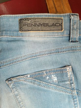 Pantalones vaqueros Pennyblack