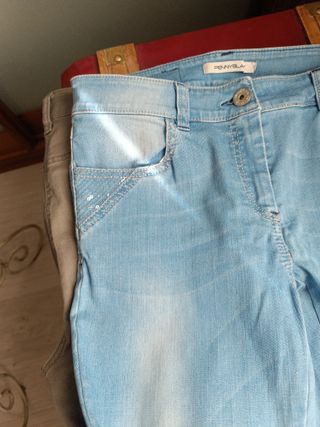 Pantalones vaqueros Pennyblack