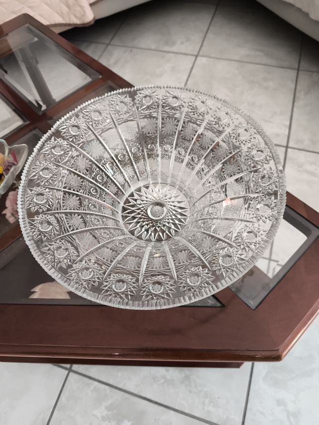 Vassoio in cristallo lavorato