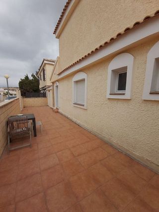 Chalet en alquiler en Monforte del Cid