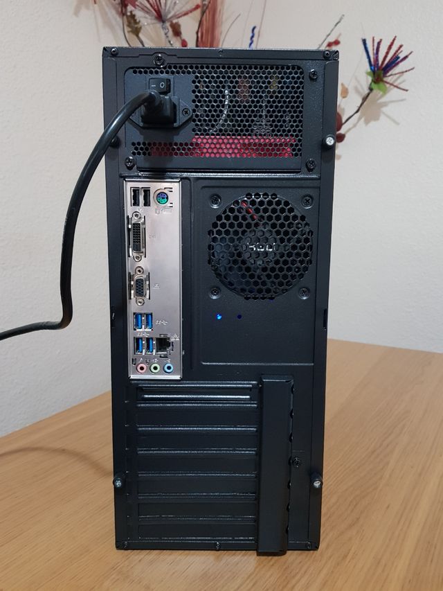 PC Ryzen 5 2400G 16Gb Ram SSD+HDD AMD Rx Vega 11