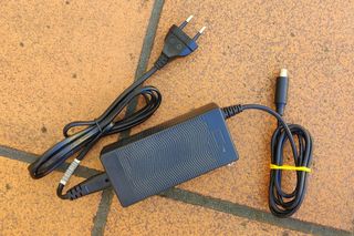 Patinete Eléctrico E-Town - Batería Nueva