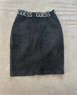 Falda tubo Guess negra
