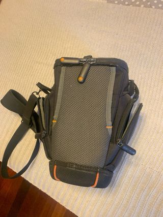 Funda cámara Case Logic negra y gris