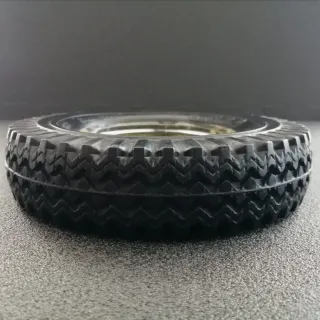 Cenicero rueda Bridgestone