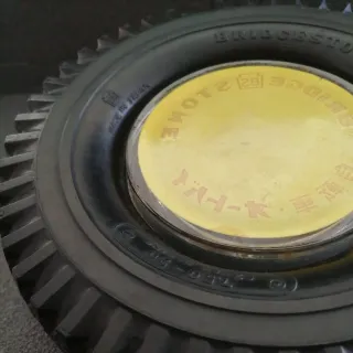 Cenicero rueda Bridgestone