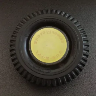 Cenicero rueda Bridgestone