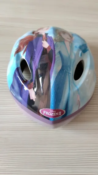 CASCO DISNEY CON DISEÑO DE FROZEN II NUEVO 